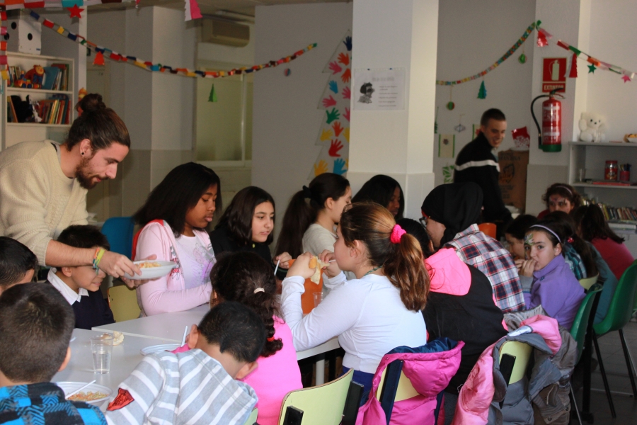 Colonias urbanas de Navidad en C&aacute;ritas Madrid