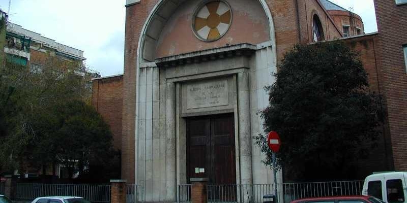 El vicario episcopal de la II preside la toma de posesi&oacute;n del p&aacute;rroco de Sagrada Familia