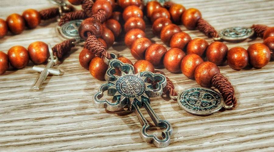 ONG abortista promueve que estudiantes abandonen curso de religión en escuelas de Perú