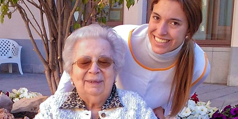 Las Hermanitas de los Pobres animan a los j&oacute;venes a vivir una experiencia de verano en compa&ntilde;&iacute;a de ancianos
