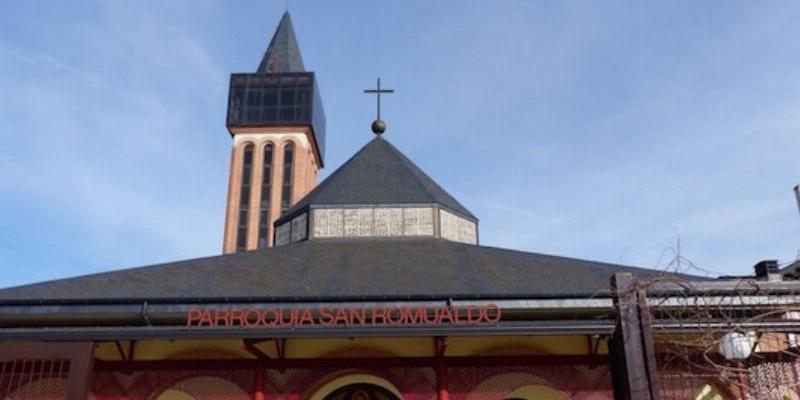 Los sacerdotes de la Vicaría II participan en San Romualdo en un encuentro de formación de Cáritas