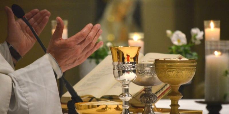 Alberto de Mingo Pavón celebra su primera Misa en Santa Teresa Benedicta de la Cruz