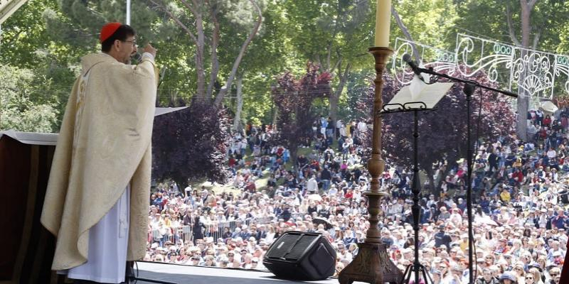 El cardenal Jos&eacute; Cobo, en la Pradera de San Isidro: &laquo;Nos ense&ntilde;a a mirar a Dios y a ser cristiano en medio de nuestra ciudad&raquo;
