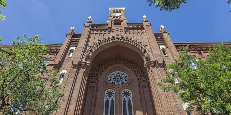 La Universidad Pontificia Comillas inicia el curso acad&eacute;mico 2021-2022 con una Misa presidida por el cardenal Osoro