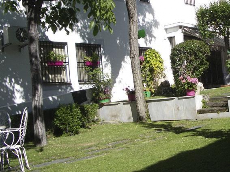 El grupo seglar de las Esclavas de la Virgen Dolorosa celebra en Madrid su asamblea general