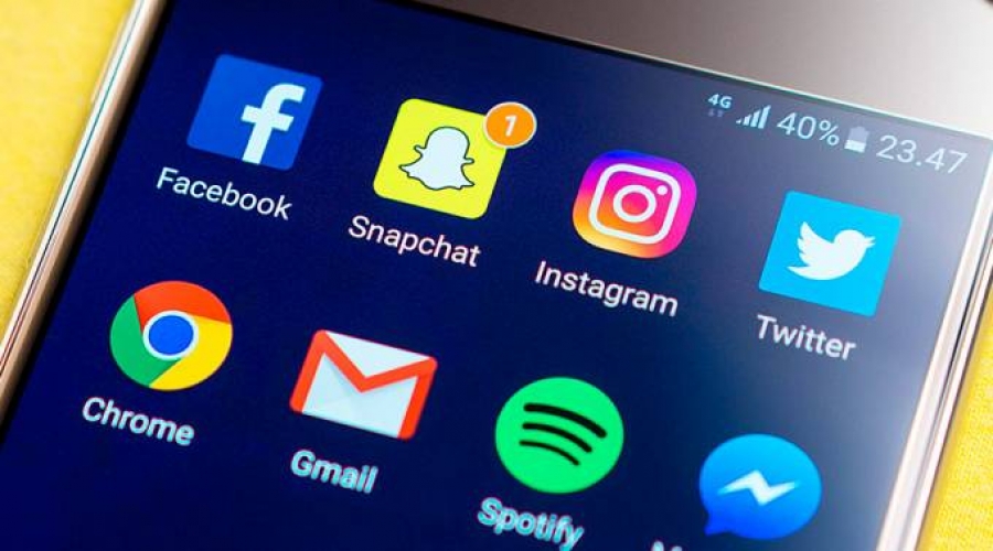 Obispos filipinos piden a cat&oacute;licos dejar de difundir noticias falsas en redes sociales