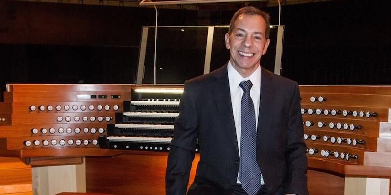 El organista bonaerense Luis Caparra ofrece un concierto en San Antonio de los Alemanes