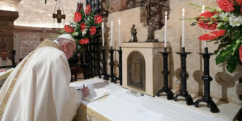 La revista Noticias Obreras aborda la enc&iacute;clica 'Fratelli tutti' en su primer di&aacute;logo virtual