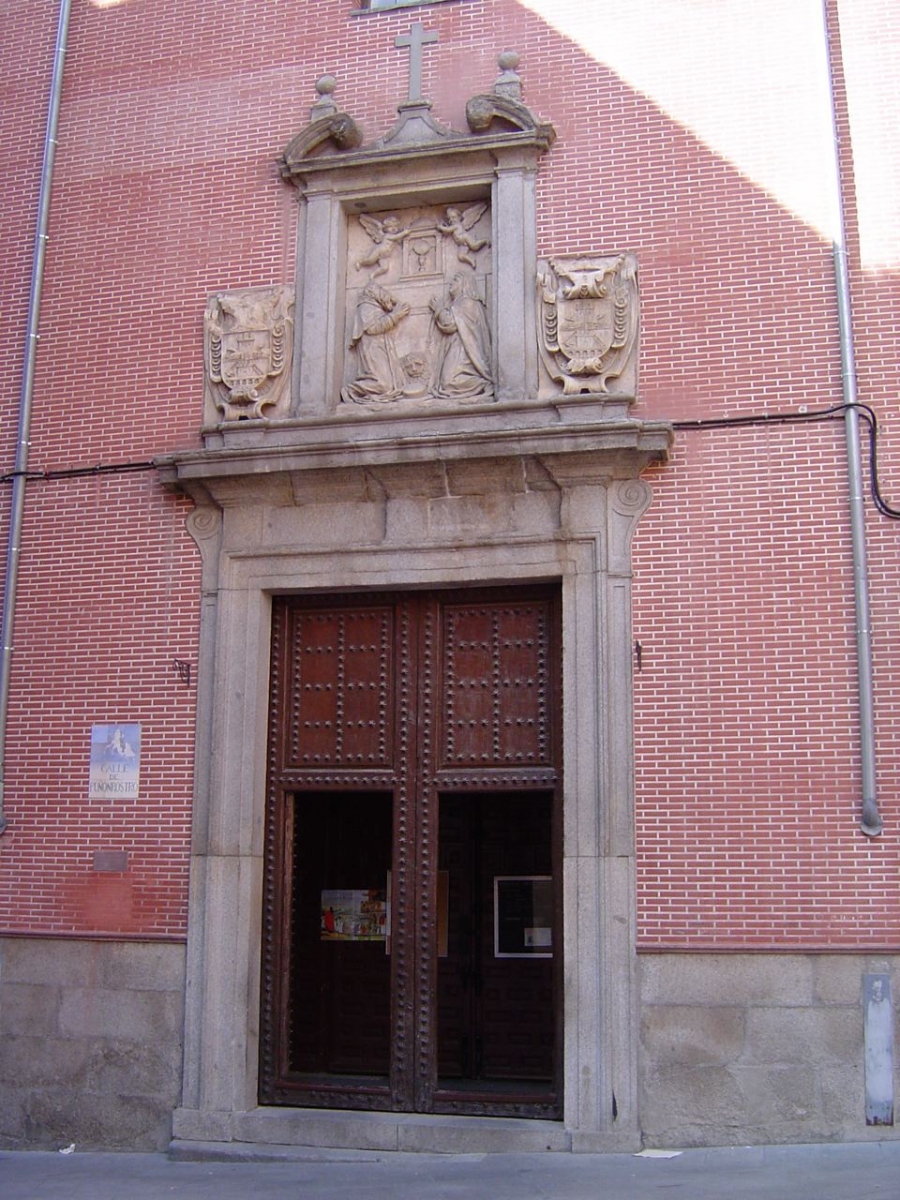 Santo Rosario rezado con salida del Convento de las Carboneras