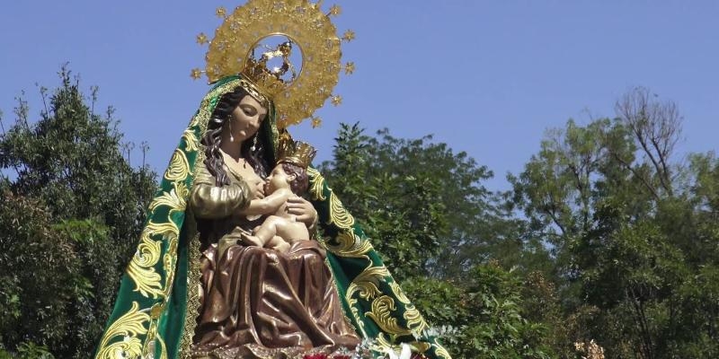 El barrio de Arganzuela celebra a su patrona, la Virgen de la Melonera, en la ermita de la Virgen del Puerto