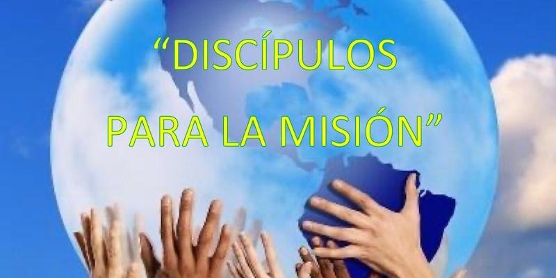 El arciprestazgo Barrio del Pilar celebra una vigilia misionera en Santa María del Val