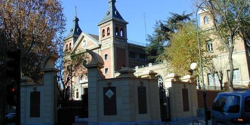 El vicario episcopal de la IV presenta al nuevo párroco de la basílica Nuestra Señora de Atocha