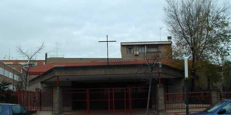 Nuestra Señora de la Vega recibe la visita pastoral de monseñor Martínez Camino, SJ