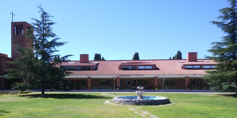 Un san José solidario y familiar en la Casa Cristo Rey de Pozuelo