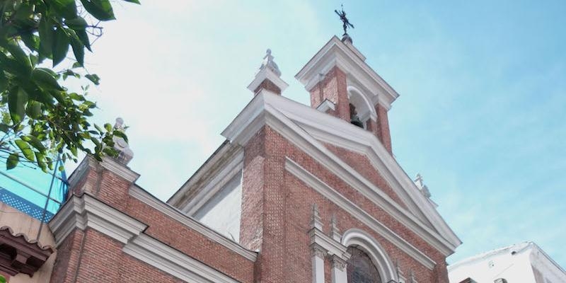Monse&ntilde;or Jos&eacute; Cobo realiza la visita pastoral a Santo Cristo del Olivar