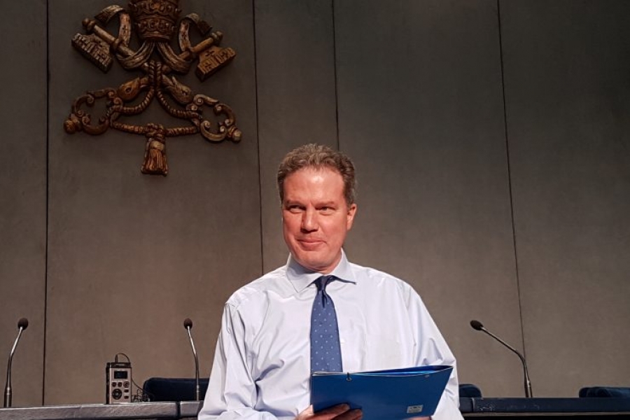 El C9 &ndash; n&ordm; 19: formaci&oacute;n, selecci&oacute;n del personal y descentralizaci&oacute;n entre Curia y Conferencias episcopales