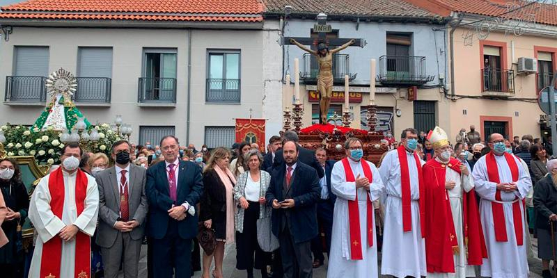 La Virgen de Valverde vuelve a procesionar por Fuencarral y a recibir el calor de los fieles