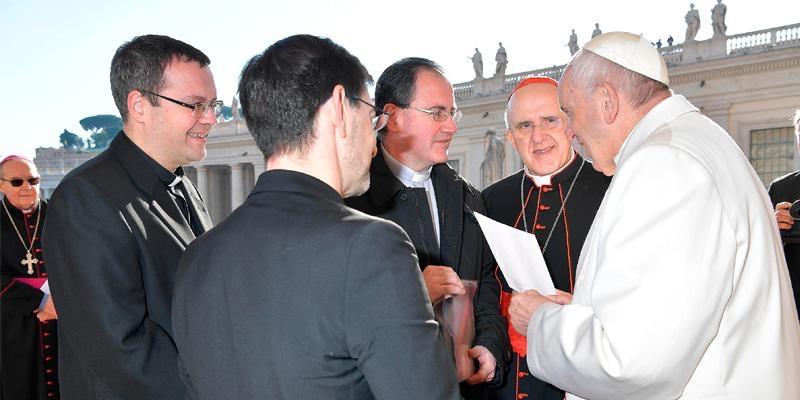 &laquo;El Papa ve que hay tres grandes rupturas en nuestro tiempo: con Dios, con el pr&oacute;jimo y con la naturaleza&raquo;
