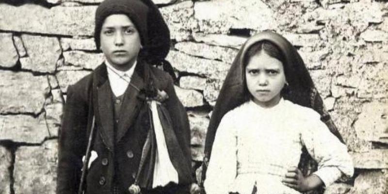 Los padres Mercedarios Descalzos de Santa Mar&iacute;a de la Merced de Las Rozas reciben unas reliquias de los pastorcillos de F&aacute;tima
