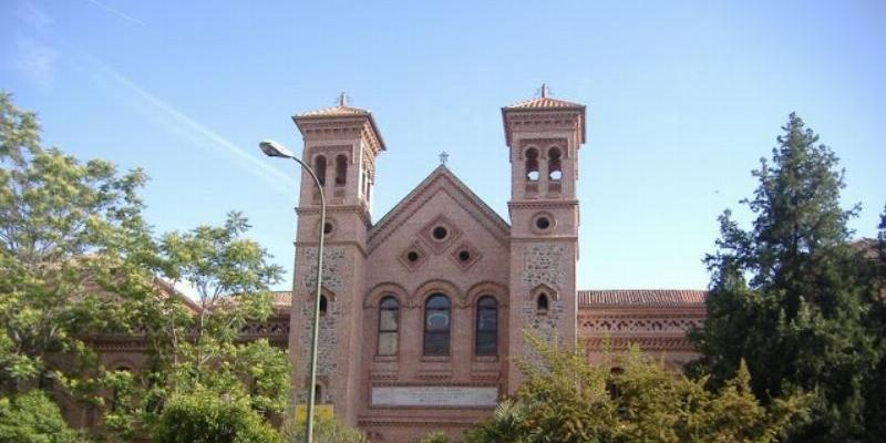 José Luis Díaz preside en San Patricio una Misa solemne en honor al titular del templo