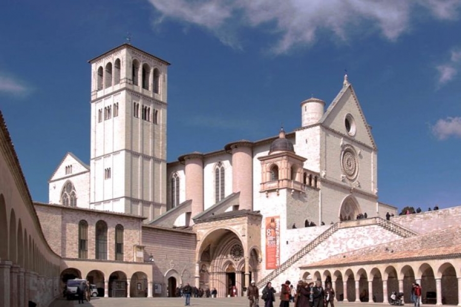 Seis Premio Nobel de la Paz estar&aacute;n junto al Papa en As&iacute;s