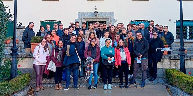 El arzobispo invita a los jóvenes a mirar Madrid como lo hicieron los santos