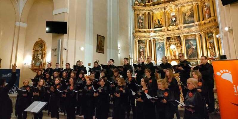 Concierto de Navidad a beneficio de Manos Unidas en la parroquia Santa María del Pinar