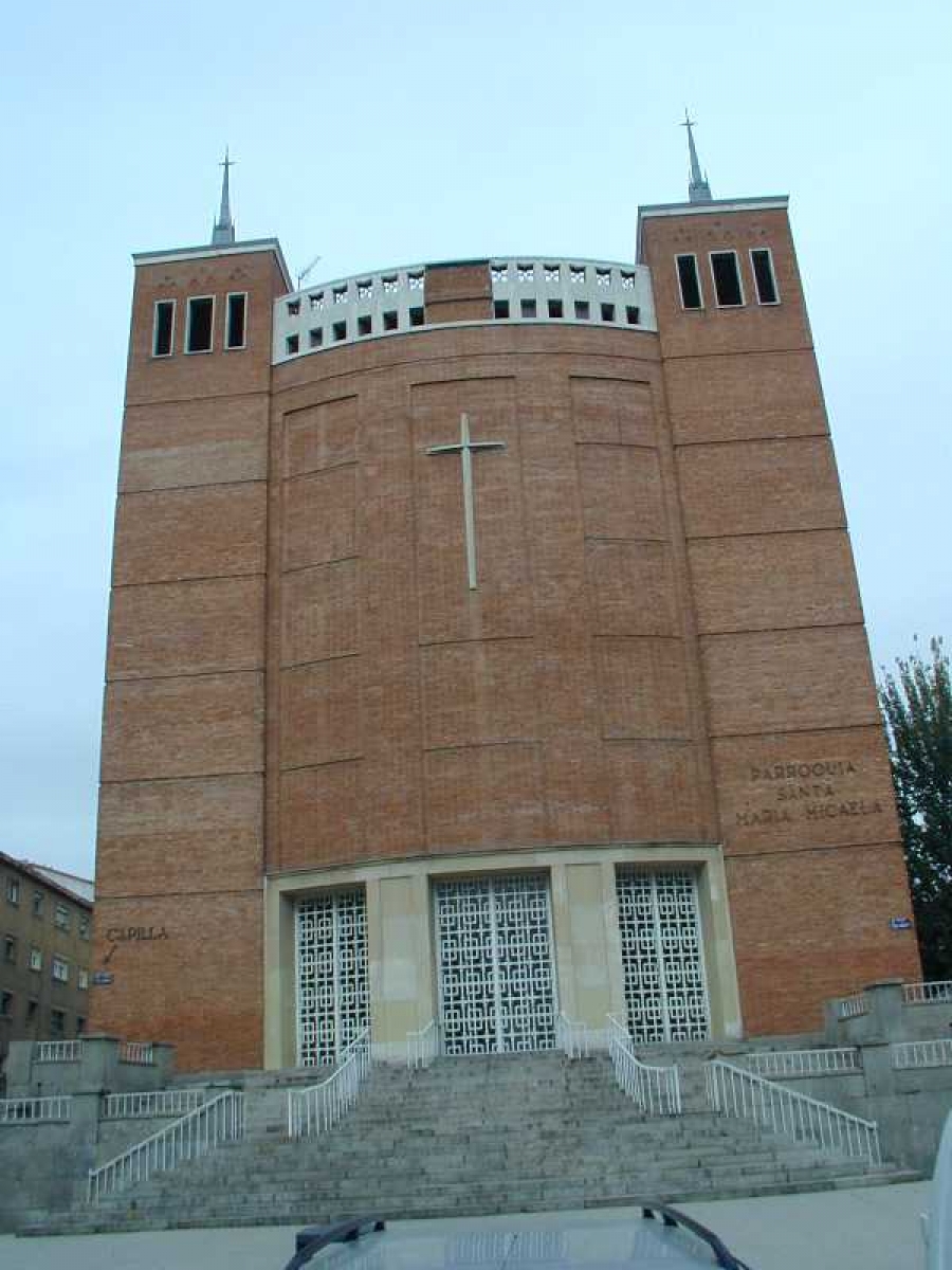 La parroquia Santa Mar&iacute;a Micaela y San Enrique celebra su fiesta patronal