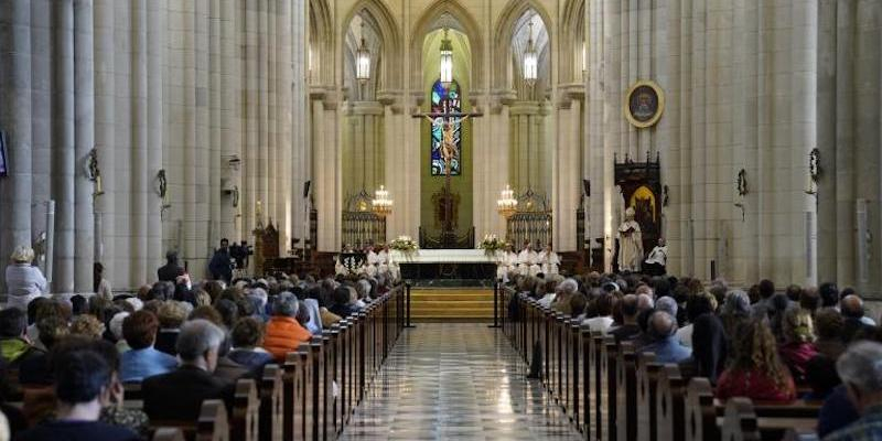 Cáritas Diocesana de Madrid organiza una Eucaristía en la catedral como preparación a la solemnidad del Corpus Christi