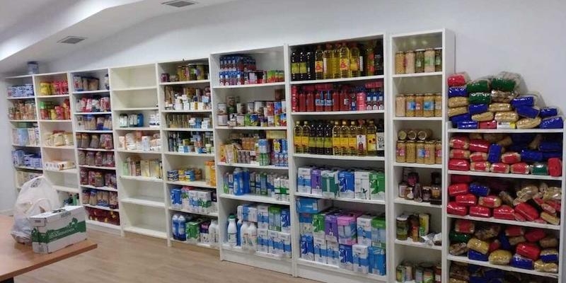 San Antonio de las Cárcavas reparte 7 toneladas de alimentos y productos de primera necesidad en Hortaleza