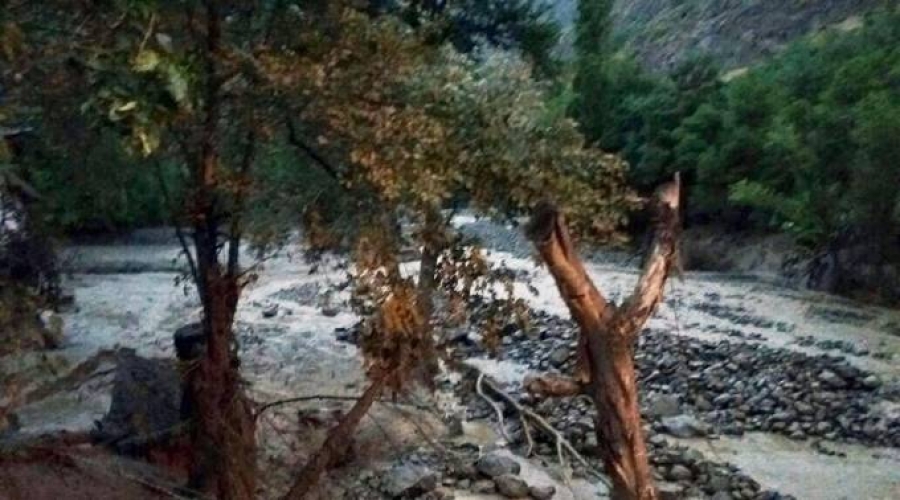 Alientan oraci&oacute;n y solidaridad tras aluviones en zona central de Chile