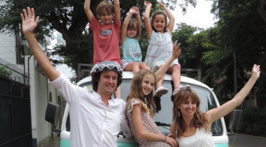 Francisco recibi&oacute; a una familia argentina que recorri&oacute; 18 mil kil&oacute;metros para verlo