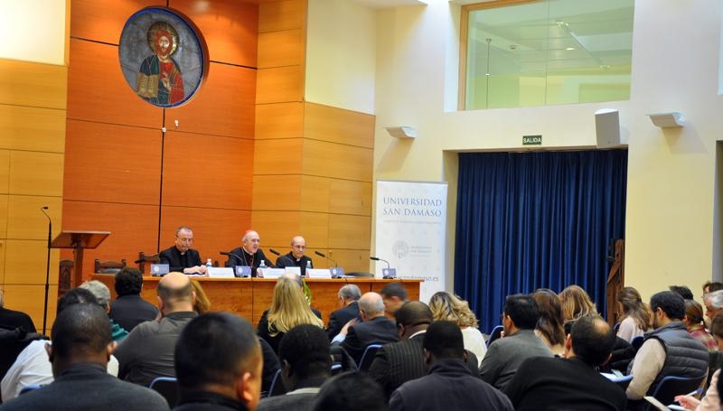 &laquo;El Derecho en la Iglesia tiene su hondura en la misma teolog&iacute;a&raquo;