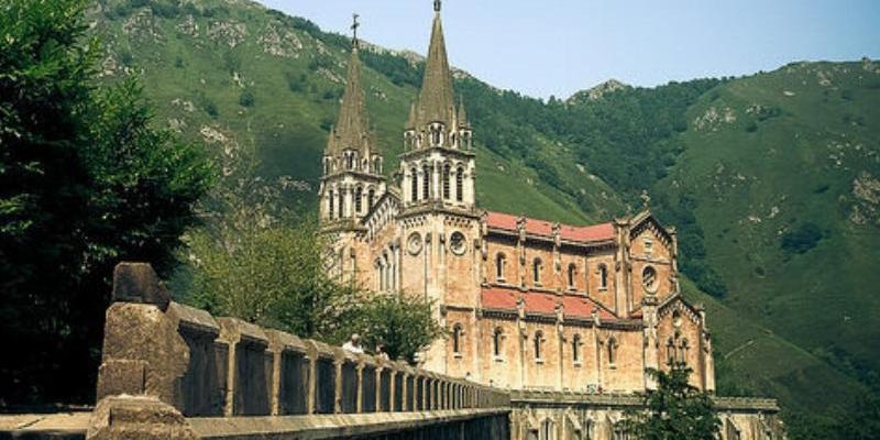 Nuestra Señora de la Merced organiza una peregrinación a Covadonga y Santo Toribio de Liébana