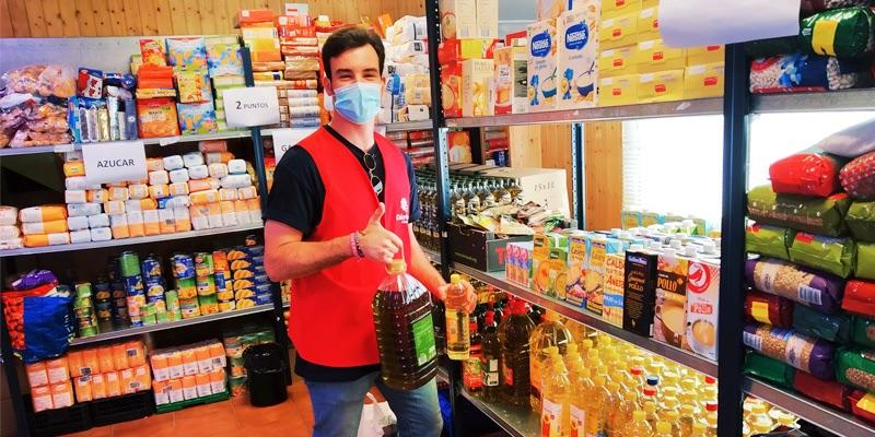 Entrega de donaciones en el Centro de Distribuci&oacute;n de Alimentos del arciprestazgo de San Sebasti&aacute;n de los Reyes-Alcobendas