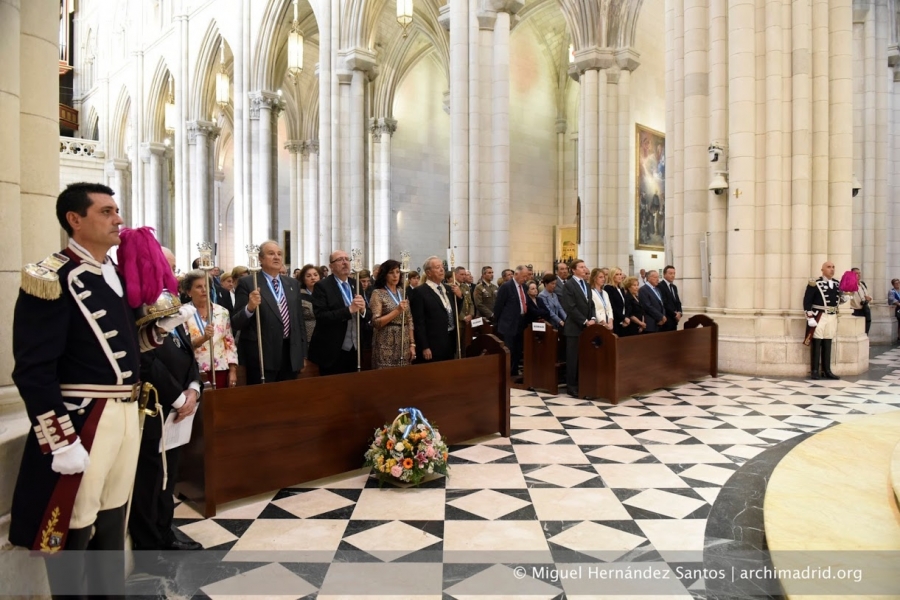 La catedral acoge la fiesta anual de la Real Esclavitud de Santa Mar&iacute;a la Real de la Almudena