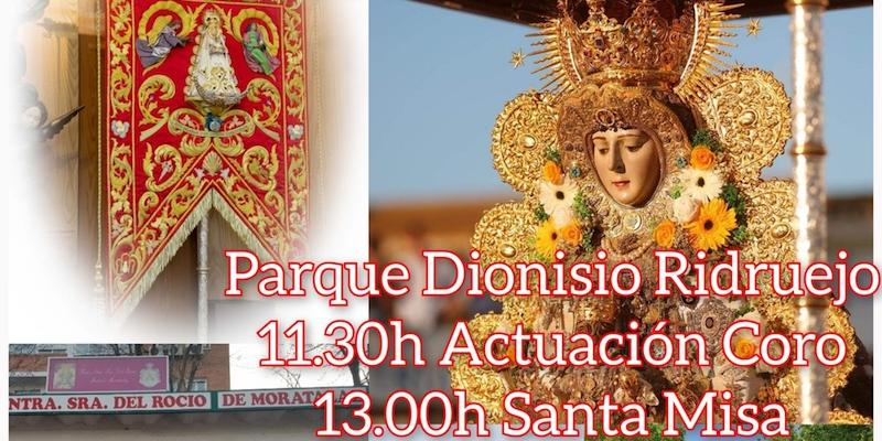 Monse&ntilde;or Jes&uacute;s Vidal celebra una Misa con la Hermandad del Roc&iacute;o de Moratalaz en la octava del Corpus