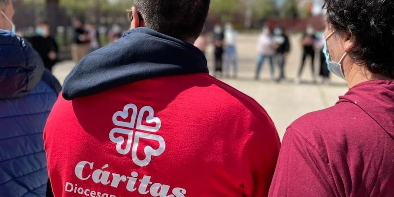 Nuestra Madre del Dolor acoge el encuentro de personas voluntarias organizado por Cáritas Vicaría II