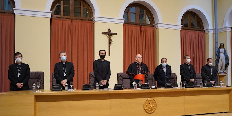 La diócesis homenajea en san Juan de Ávila a los presbíteros que celebran sus bodas de oro y plata