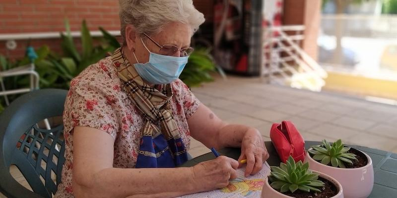 La residencia de personas mayores Fundación Santa Lucía de Cáritas Diocesana de Madrid celebra la semana del mayor