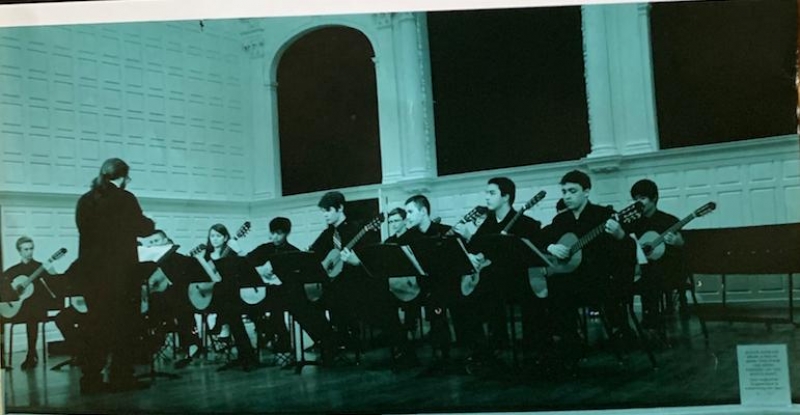 Tuscarora High School ofrece un concierto en San Andrés Apóstol