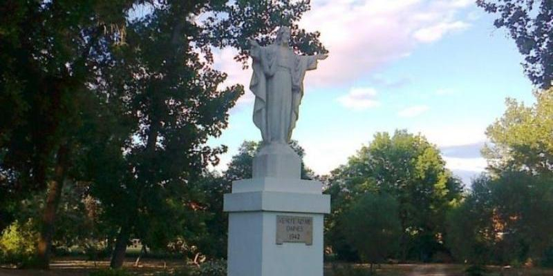 Santa Teresa Benedicta de la Cruz elige la casa de espiritualidad de Santa María de Huerta para su convivencia de familias