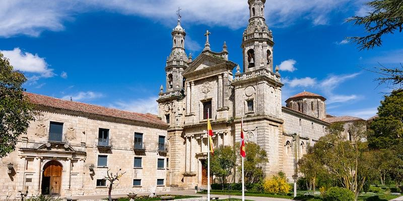 El monasterio vallisoletano de la Santa Espina ofrece la posibilidad de pasar un verano diferente en familia