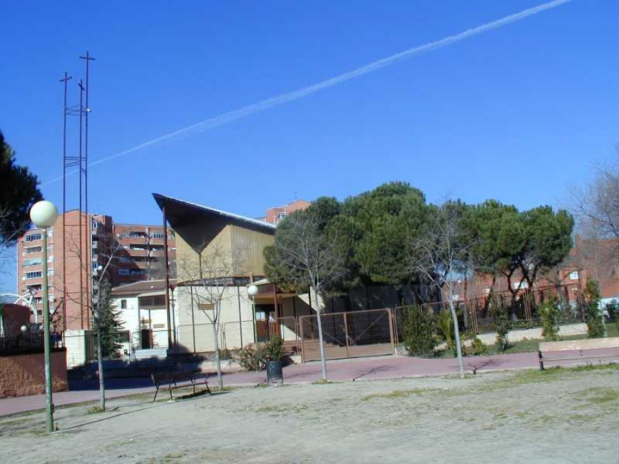 El vicario episcopal de la V presenta al p&aacute;rroco de San F&eacute;lix