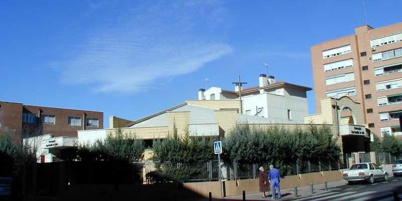 Monseñor José Cobo visita la parroquia San Camilo de Lelis