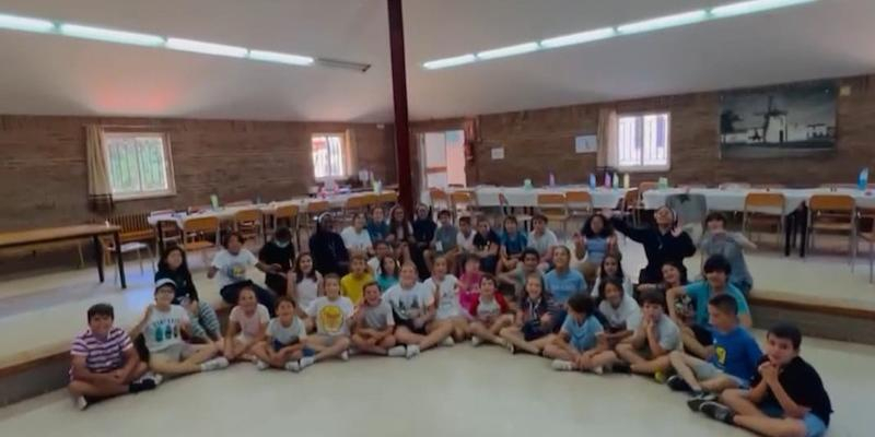 Menores de San Miguel Arcángel de Las Rozas disfrutan de unos días de campamento en Los Molinos