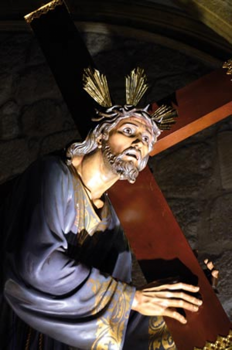 La basílica de Colmenar Viejo celebra un via crucis procesional el Jueves Santo