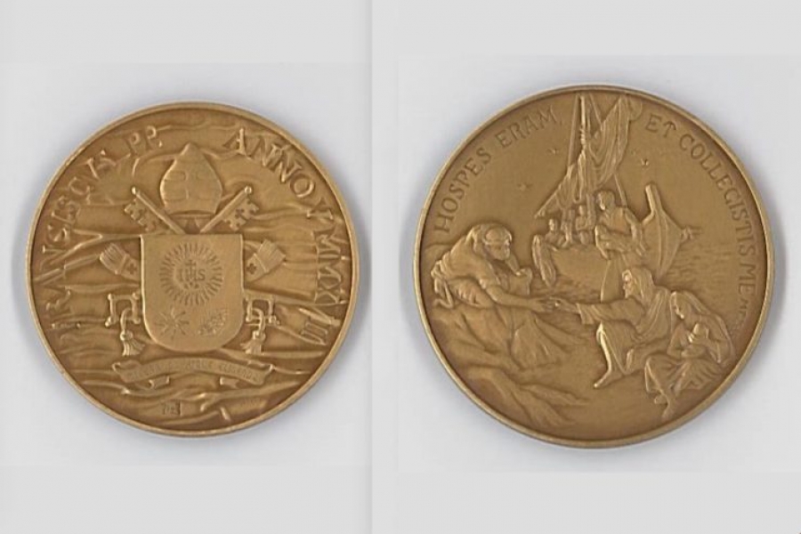 Vaticano: acu&ntilde;an medallas por el quinto a&ntilde;o del pontificado de Francisco