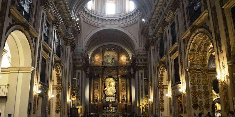 Juan Carlos Vera preside una Eucarist&iacute;a con confirmaciones en la colegiata de San Isidro