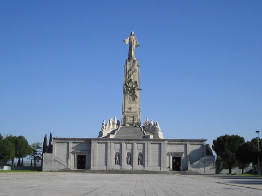 Peregrinaci&oacute;n de fin de curso de la Acci&oacute;n Cat&oacute;lica al Cerro de los &Aacute;ngeles